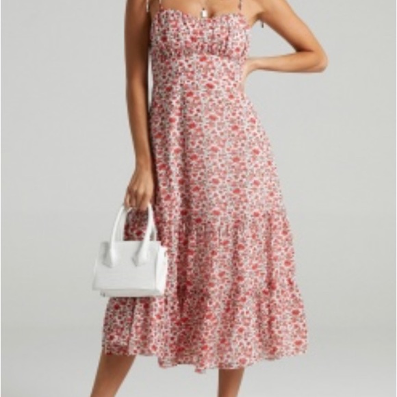 Show Po floral maxi dress - Picture 1 of 4